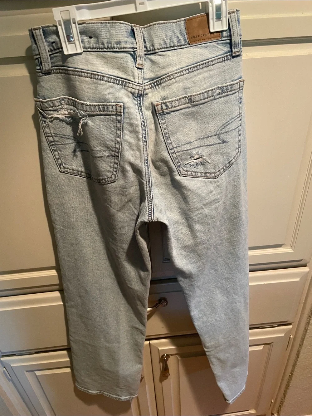 American Eagle Outfitters Light Blue Distressed Denim Jeans